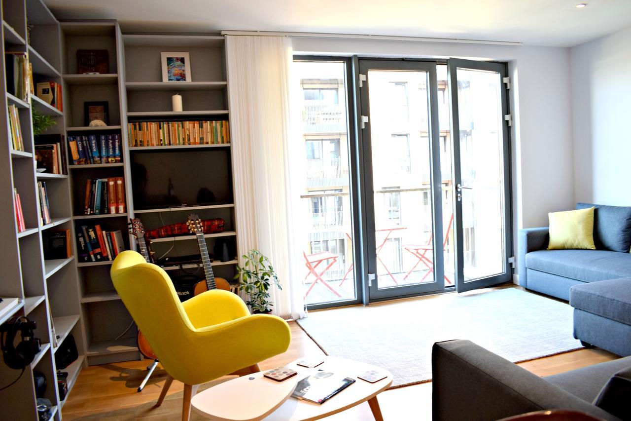 Modern 2 Bedroom Next To Olympic Park Appartamento Londra