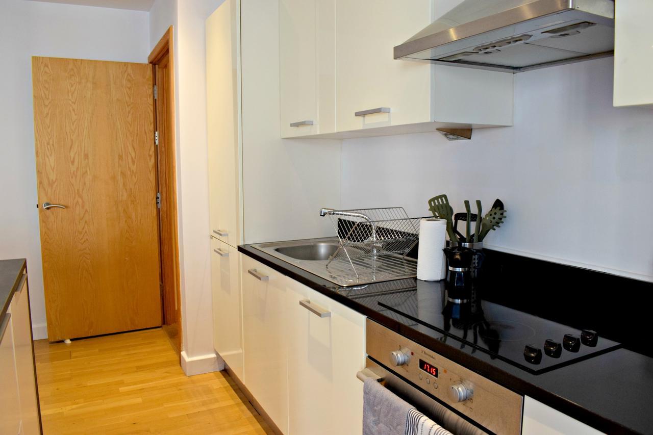 Appartamento Modern 2 Bedroom Next To Olympic Park Londra